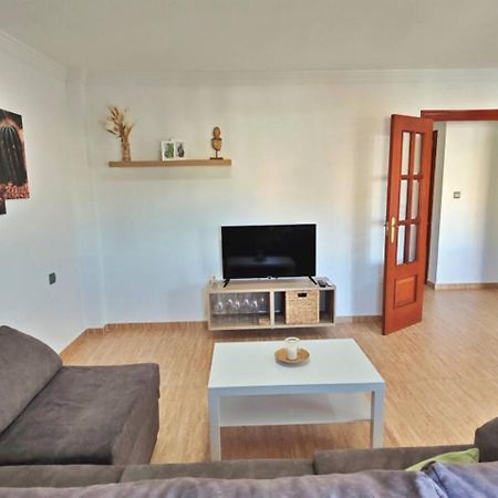 Apartamento Paseo Larios ตอร์เรเดลมาร์ ภายนอก รูปภาพ