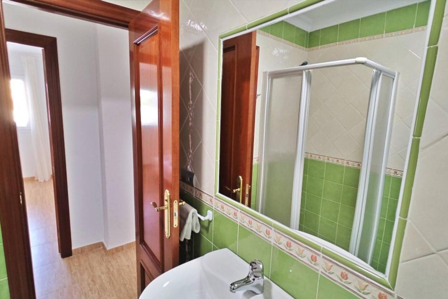 Apartamento Paseo Larios ตอร์เรเดลมาร์ ภายนอก รูปภาพ