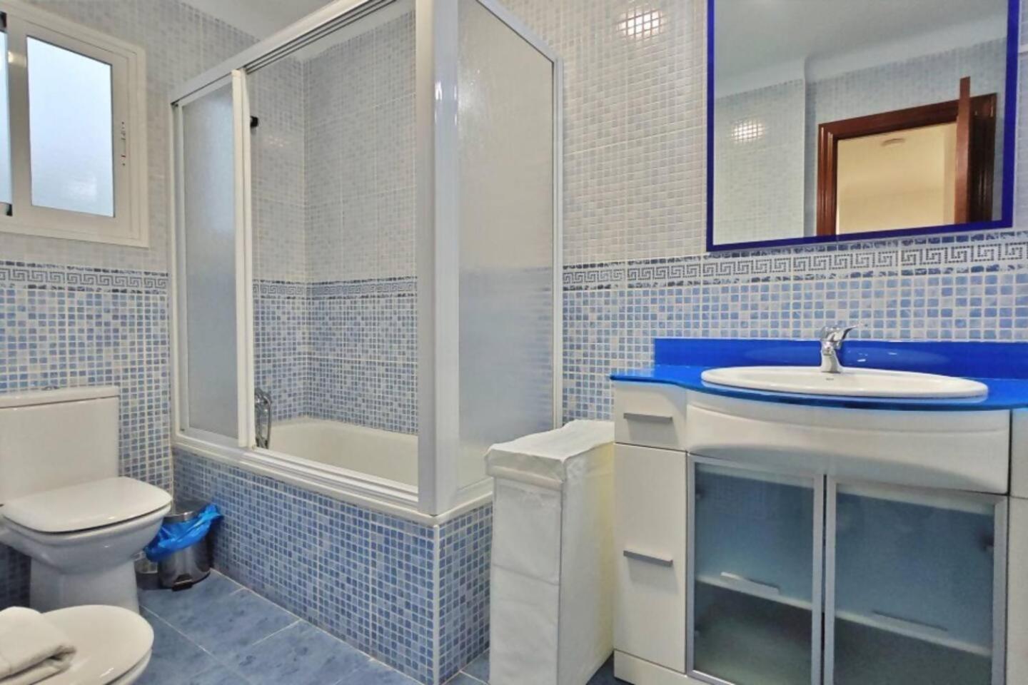 Apartamento Paseo Larios ตอร์เรเดลมาร์ ภายนอก รูปภาพ
